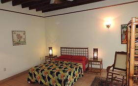 Playa Negra Guesthouse