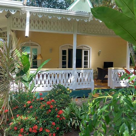Playa Negra Guesthouse Cahuita Exterior photo